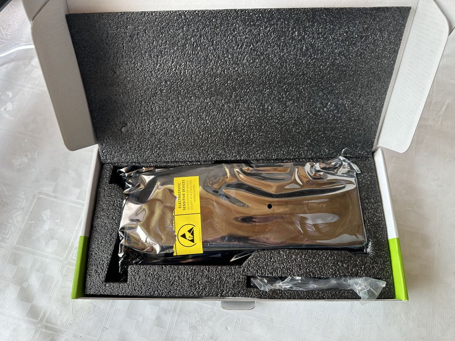 Видеокарта RTX 5070 12Gb GDDR7