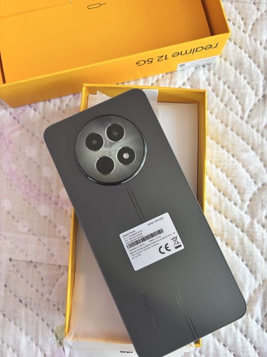 Телефон Realme 12x 5G – 8GB RAM / 256GB – ЧИСТО НОВ