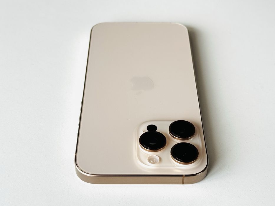 Iphone 16 Pro Max 256GB Desert Titanium Гаранция 6 месеца