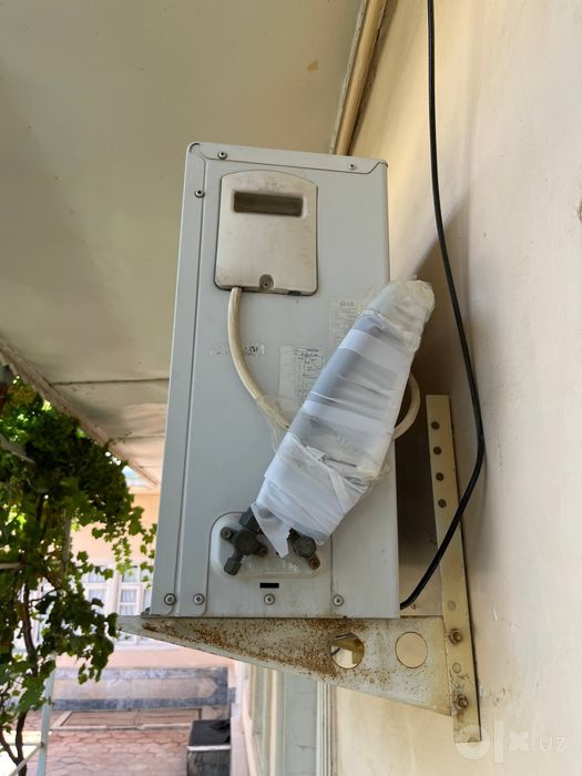 LG kondisaner sotiladi polni ishlaydi