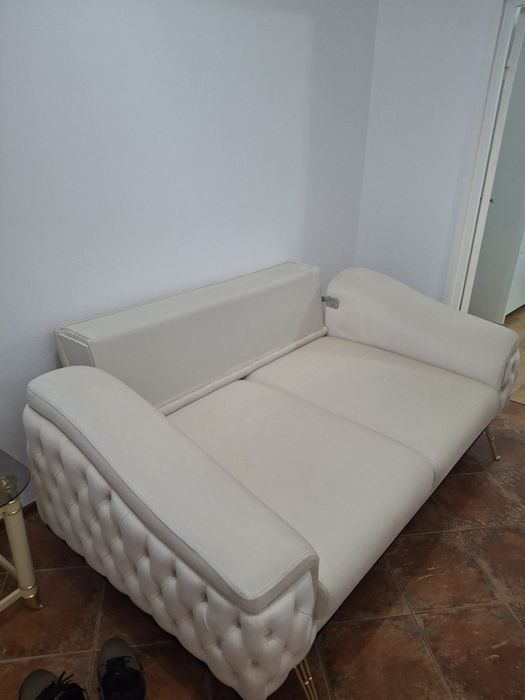 Vând canapea extensibila 1 persoana