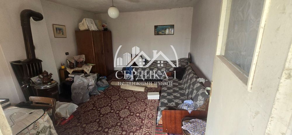 Продава се Къща в с. Блажиево, Област Кюстендил - 100 кв.м за 300 €/кв.м - Снимка #1