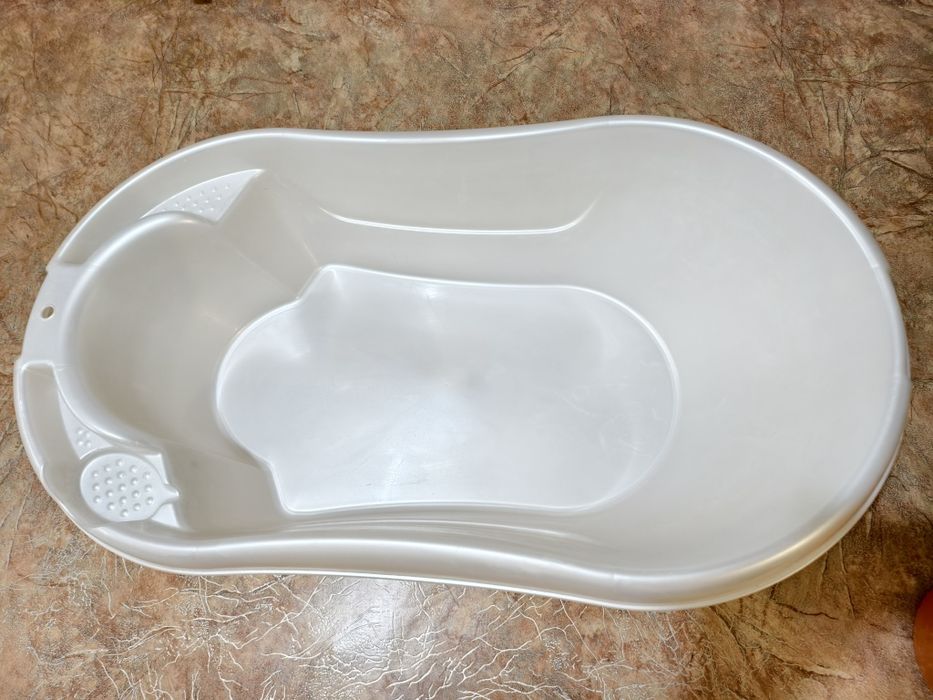 Продам ванночку, б/у, 5000