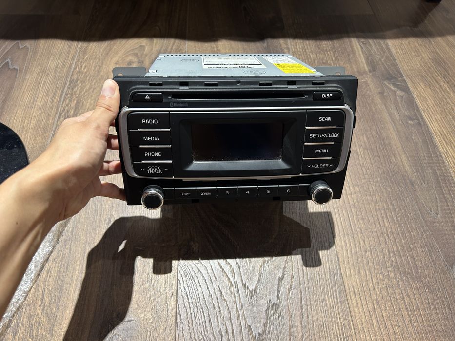 Продам панель на Kia Rio