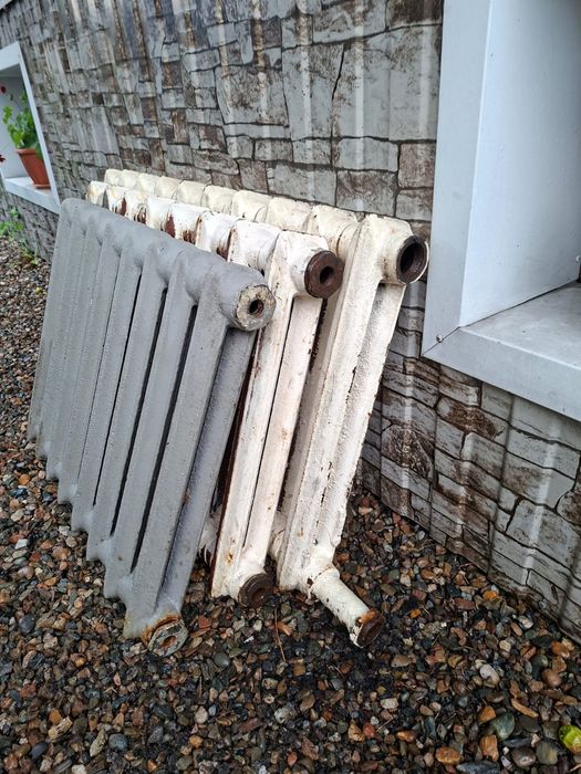 Продам батареи чугунные