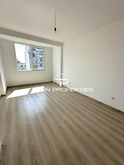 Лична оферта! Тристаен апартамент в ж.к Възраждане