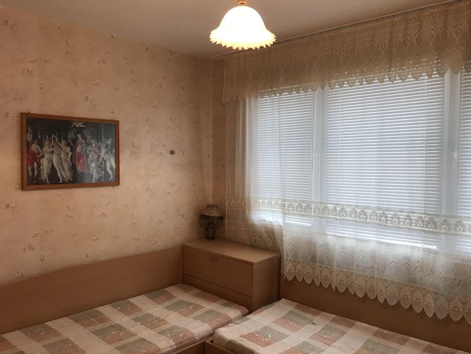 Дава се под наем Тристаен апартамент в Пловдив, Южен - 80 кв.м за 425 € - Снимка #3