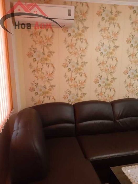 Дава се под наем Двустаен апартамент в Велико Търново, Център - 75 кв.м за 357 € - Снимка #3