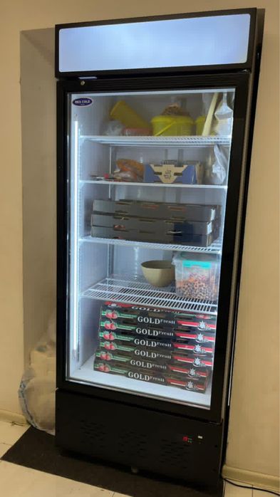 Холодильник витринный