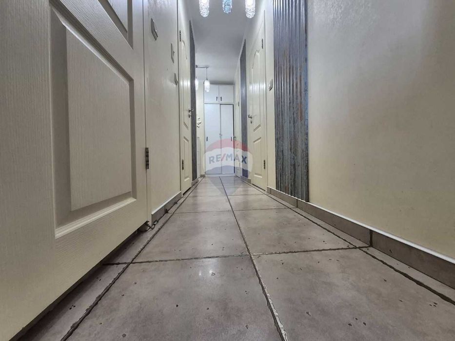 Дава се под наем Тристаен апартамент в Варна, Възраждане 1 - 82 кв.м за 498.27 € - Снимка #20