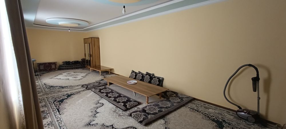 Xonqada Madaniy yer mahallasida 1000 mkv hovli joy sotiladi.