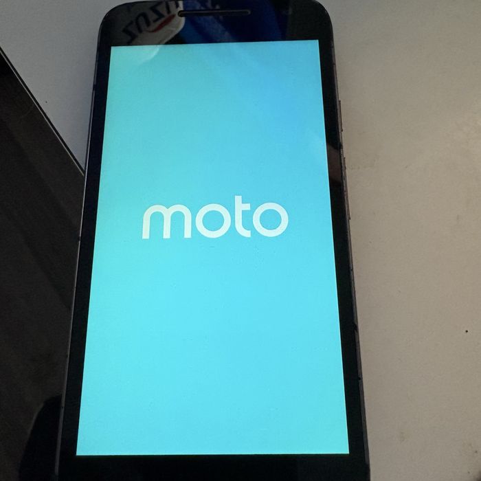 Huawei Y17 2019 si Motorola G play