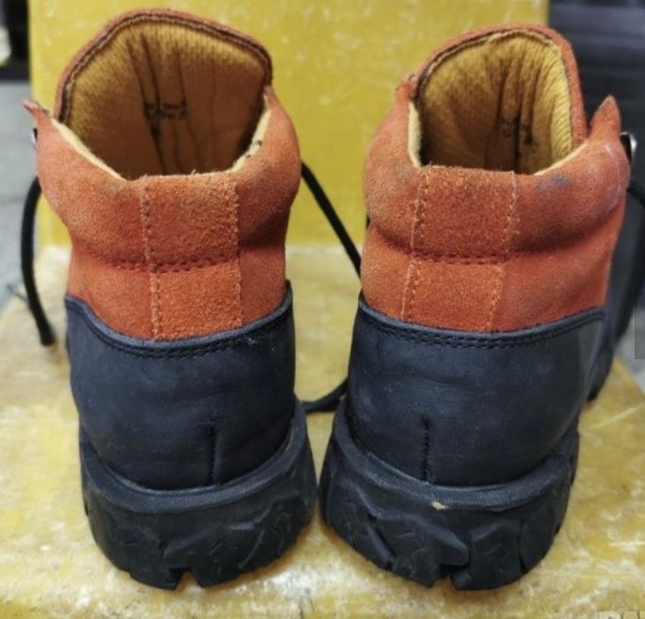 Туристически обувки дамски