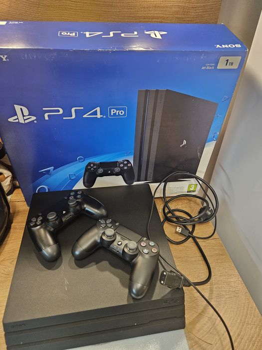 Playstation 4 Pro / PS4 Pro