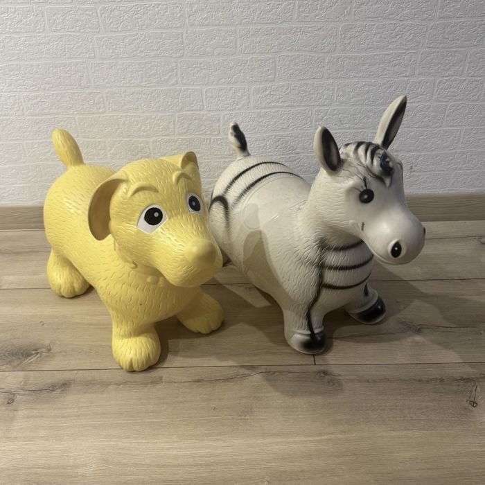 Попрыгун, мяч и толокар