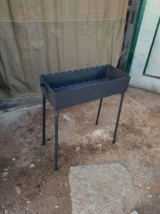 Мангал со съемными ножками