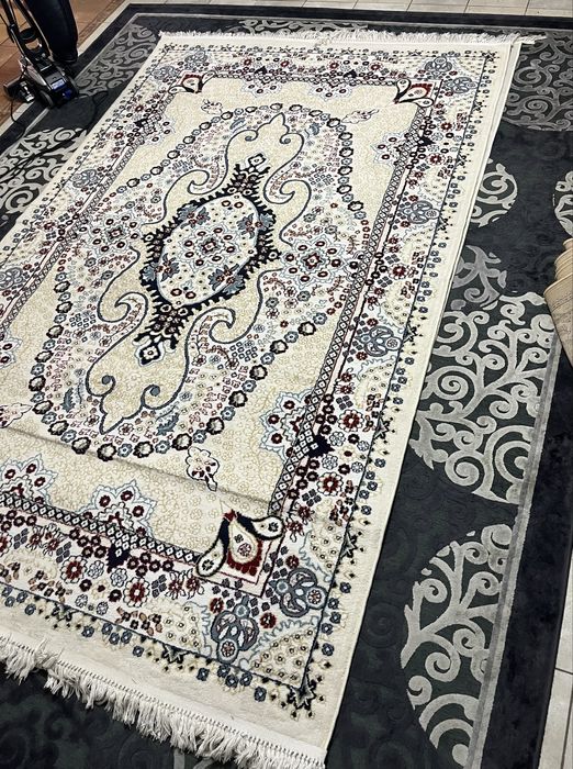 Продам ковры в отличном качестве