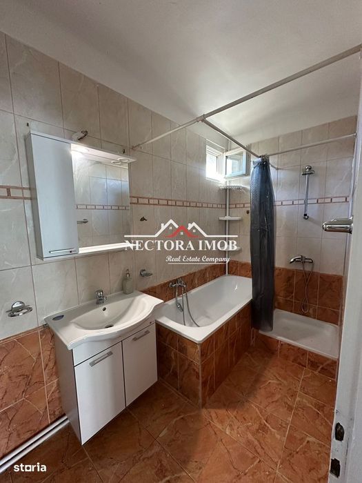 NECTORA IMOB-Casa 3 camere, Zona Iosia, 100 mp, Curte proprie
