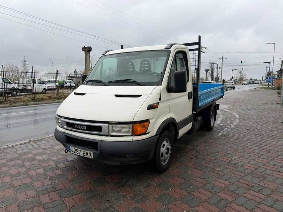 Iveco Daily 35c13 basculabil pe spate