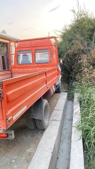 Mersedes 307D sotiladi