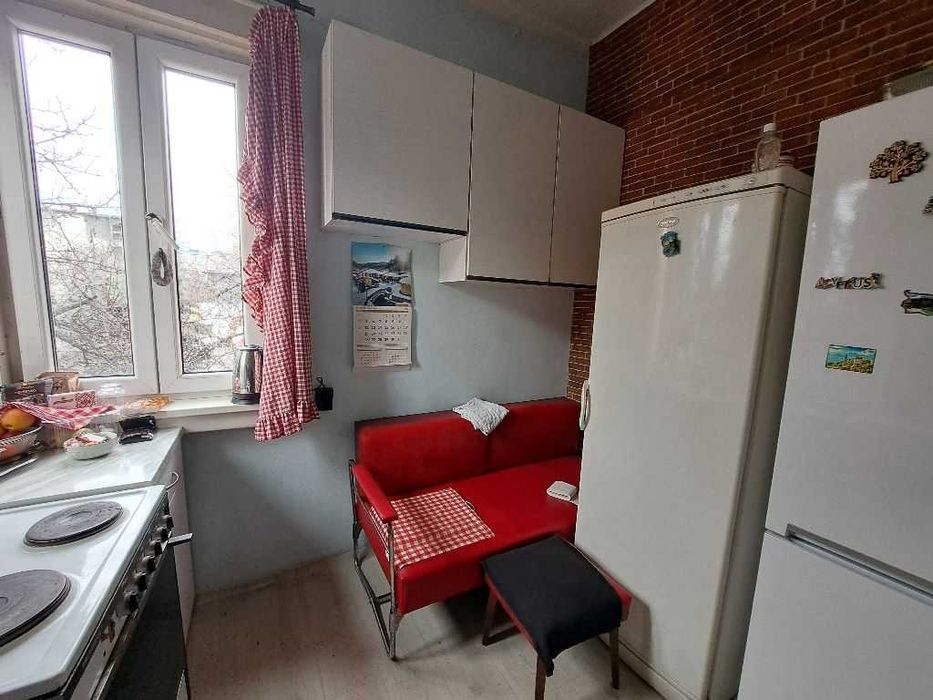 боксониера под наем в Центъра