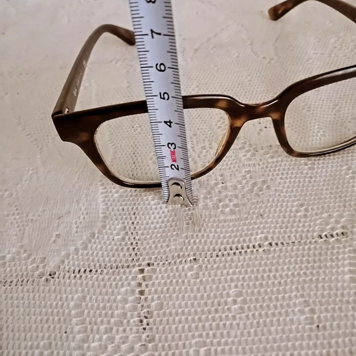 Рамки за диоптрични очила.