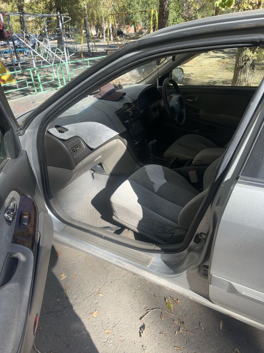 Nissan cefiro a33