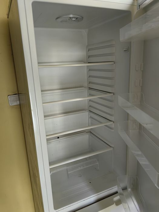 Хладилник Heinner