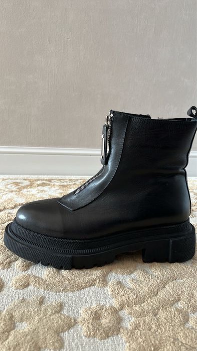 Натуральная обувь