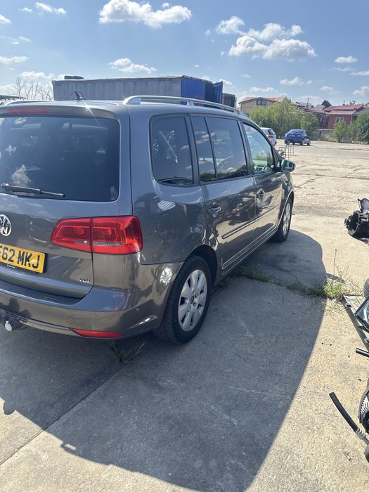 Dezmembrez wv touran 1.6 d