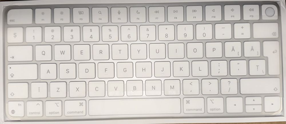 Apple Magic Keyboard Wireless Touch ID