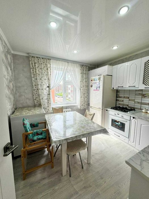 Продам 2 комнатную квартиру