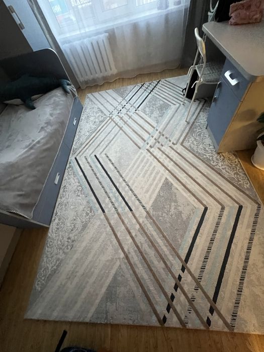 Продам отличный ковёр