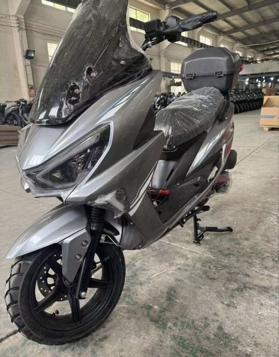 Новинка! Бензиновый скутер Tiger 150cc