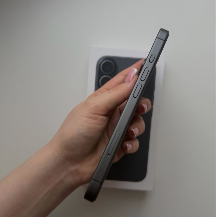 Продам iPhone 17 (256gb)