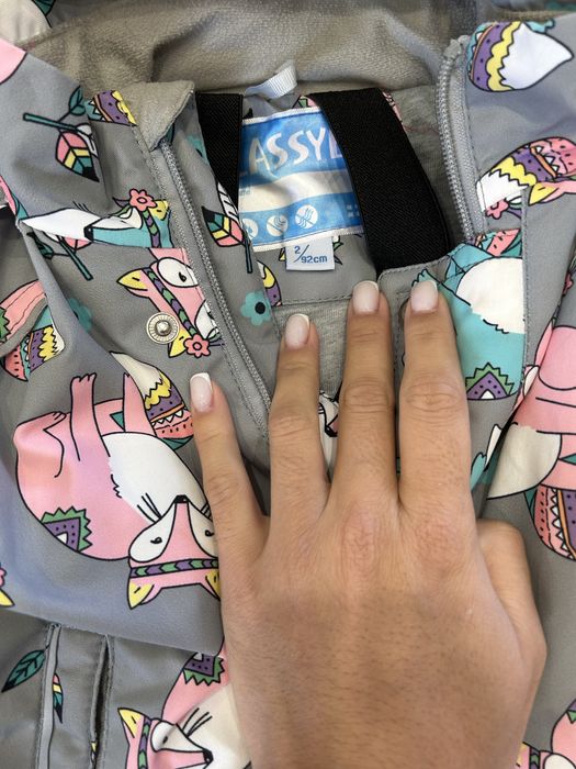 Продам комбинезон на девочку