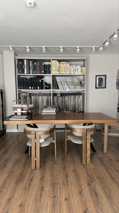 Продам Шкаф - витрина