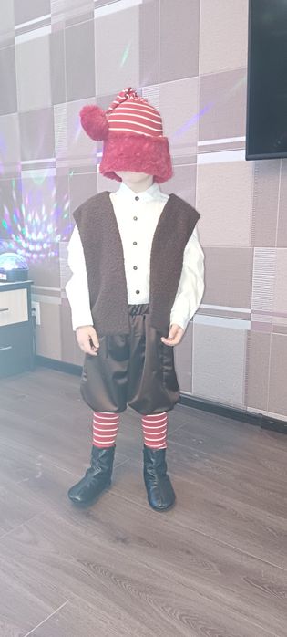 Продам карнавальный костюм Эльф Гном