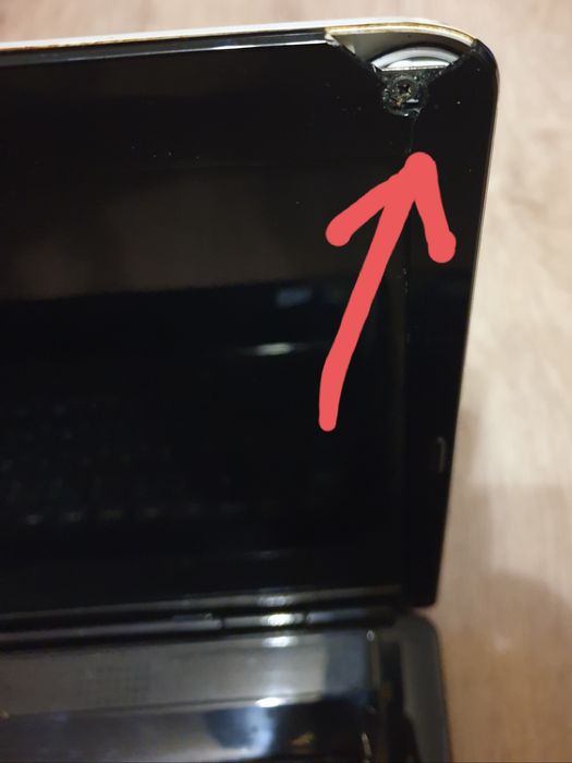 Ноутбук на запчасти.