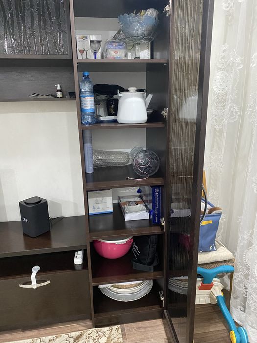 Продам горку в гостиную