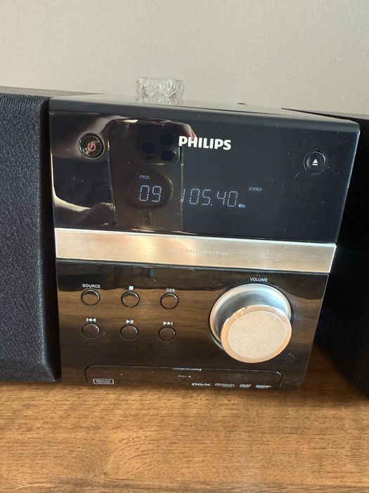 Продам музыкальный центр Philips