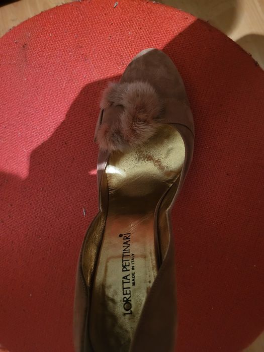 Продам нарядные туфли