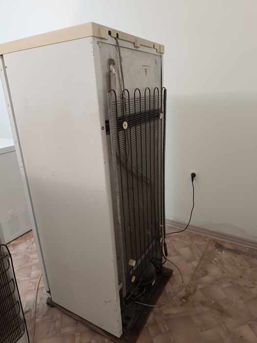 Морозильник в отличном состоянии