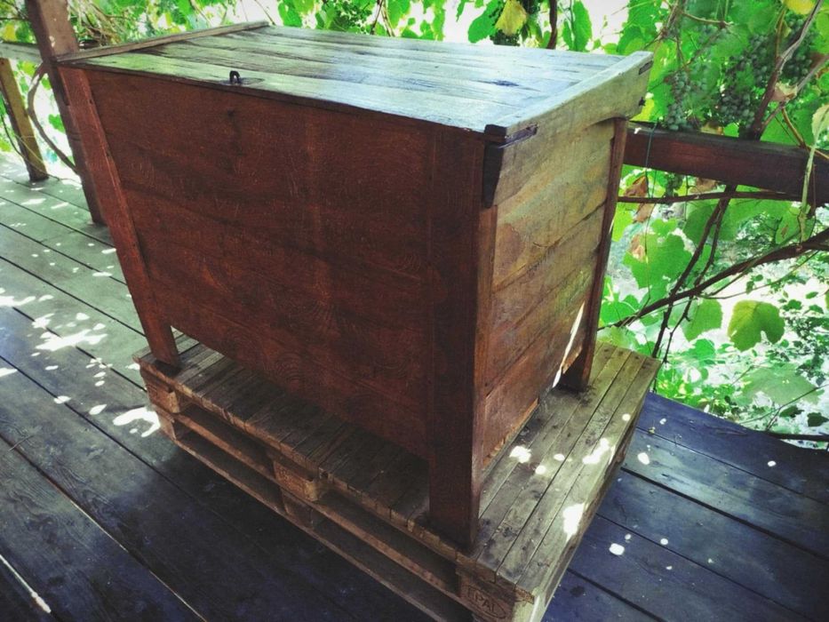 Реставрирана ракла, сандък за чеиз от края на 19-ти век. Топ състояние