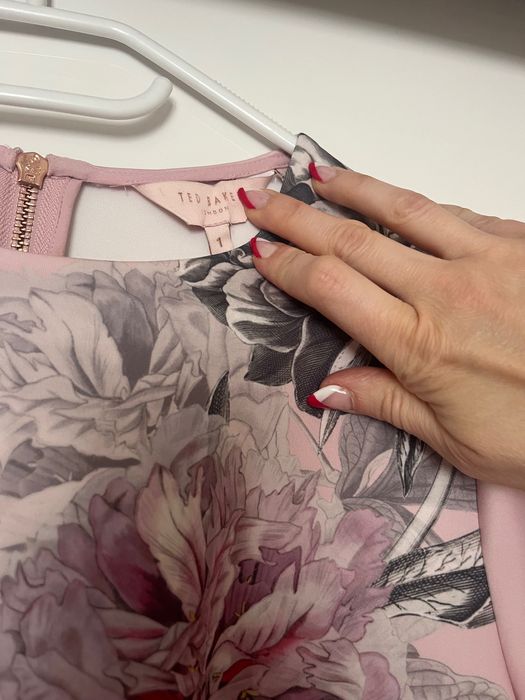 Рокля Ted baker 1