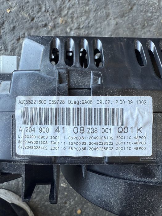 W204 Фейстлиф Километраж Мерцедес Ц класа 2012г