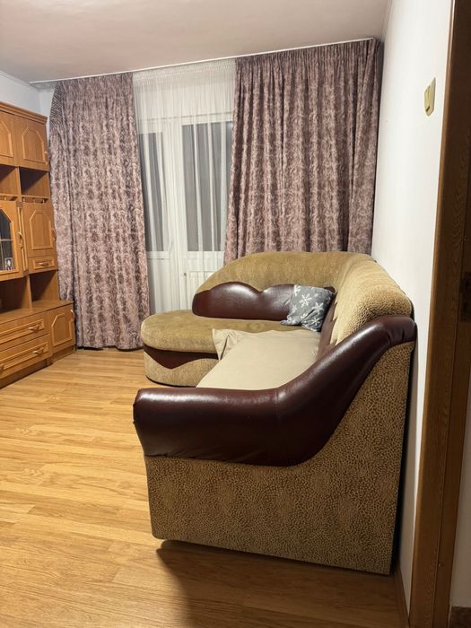 Inchiriez apartament cu 2 camere ,cartier Trivale complex 2