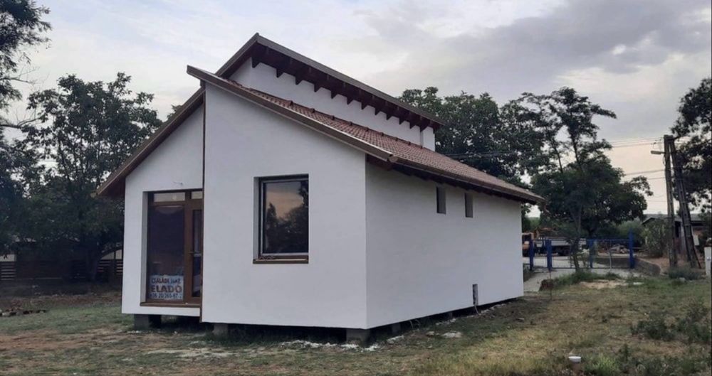 Vindem case modulare din panouri sandwich