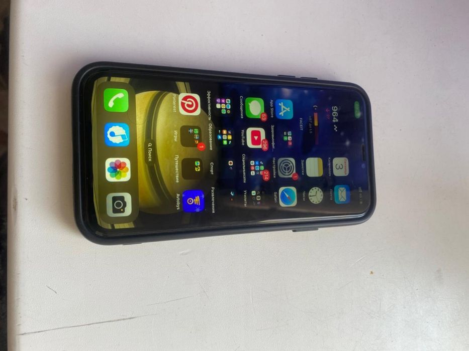 продам айфон 11