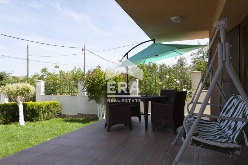 Продава се Къща в Варна, м-т Траката - 201 кв.м за 1816 €/кв.м - Снимка #2